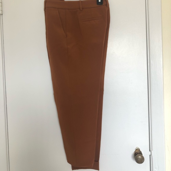 Banana republic High-Rise Tapered Cropped Pant - Picture 2 of 5